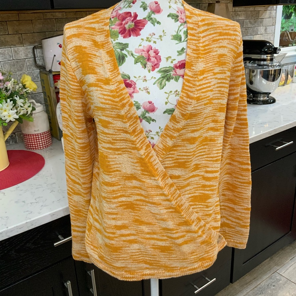 Lucky Brand Knit Open Front Long Sleeve Wrap Sweater 
Size Medium 
Style 7WD5716